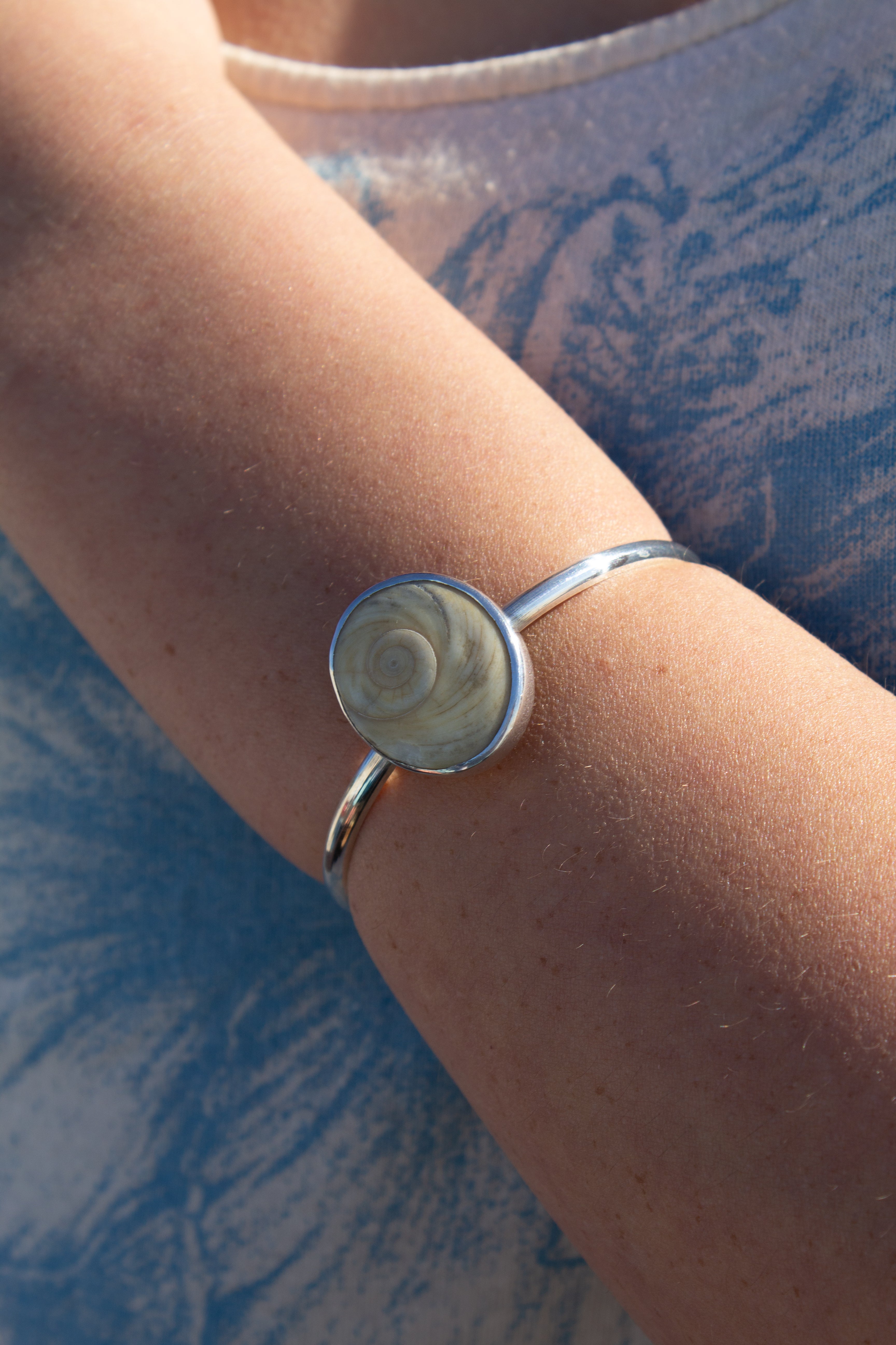 Operculum Reef Cuff
