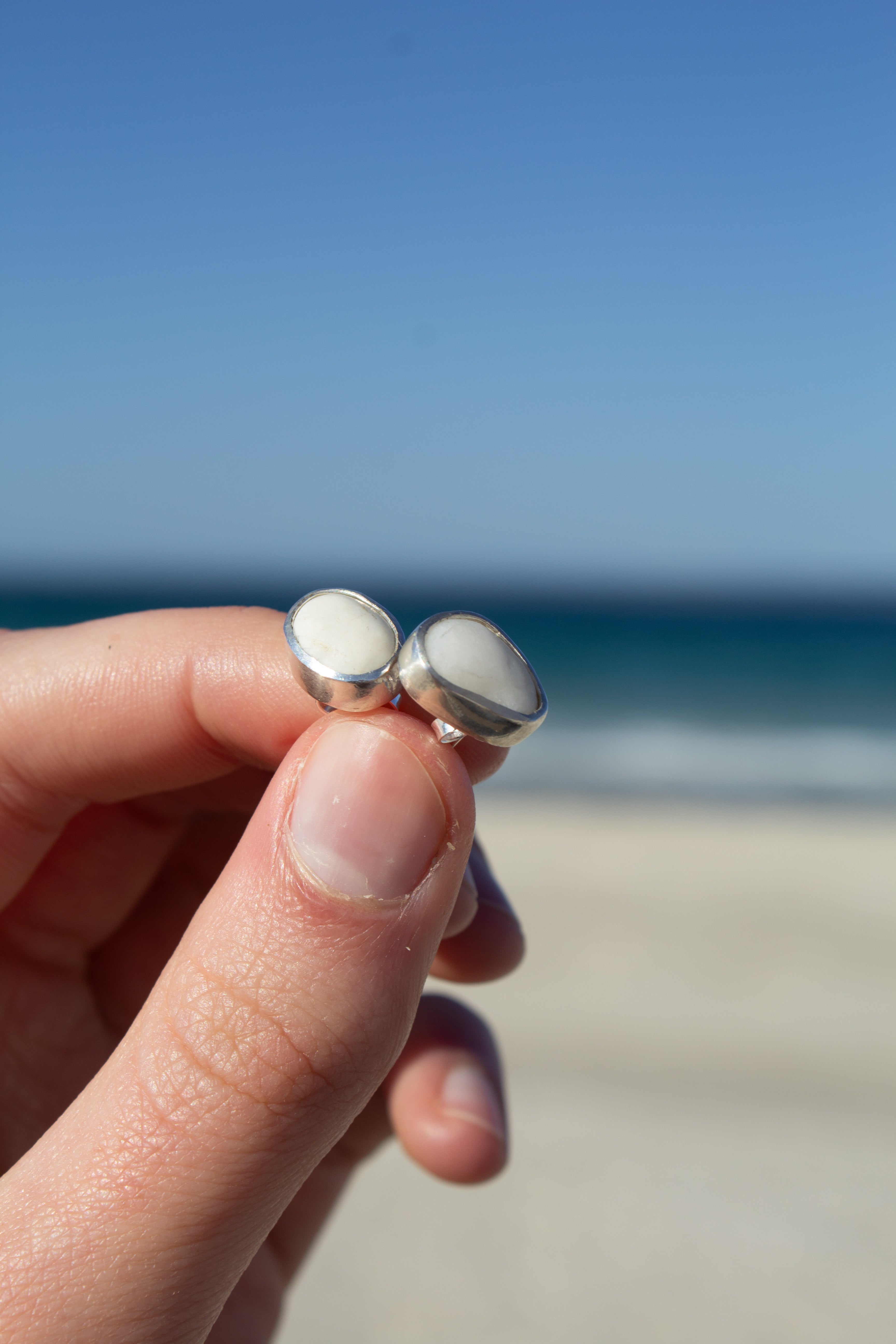 White Quartz Studs￼