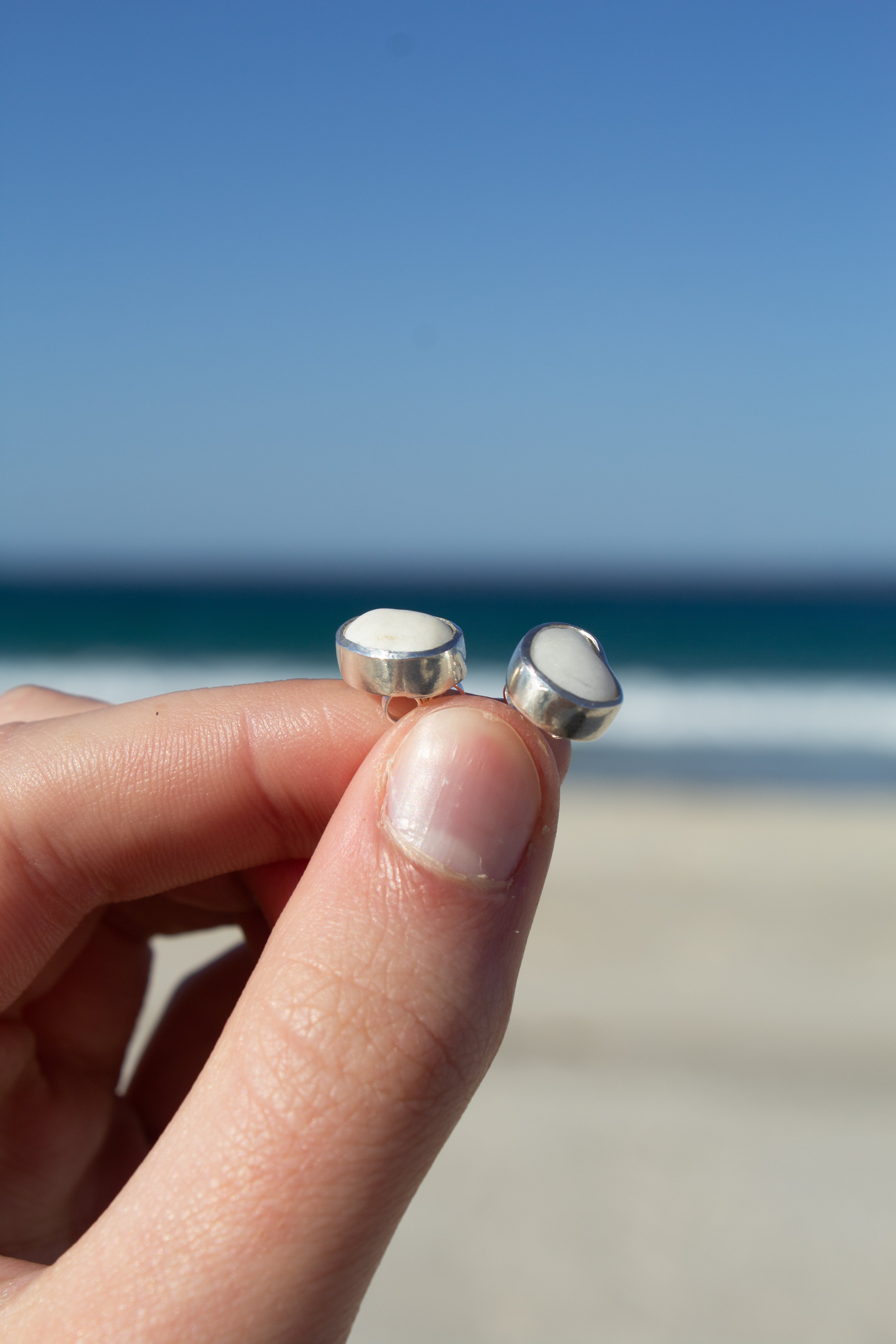 White Quartz Studs￼